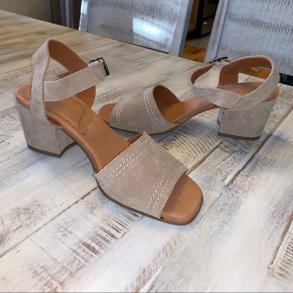 Sixtyseven Shoes - Leather Heels